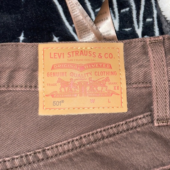 Levi’s 501, 24x30 - Picture 2 of 3